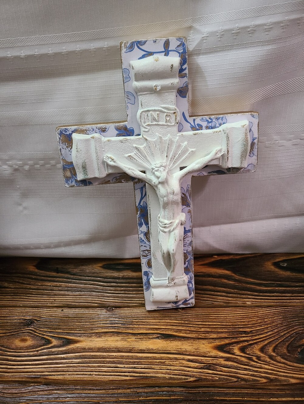 Decorative White Metal Crucifix with Floral Backing on Wood with Gold Trim